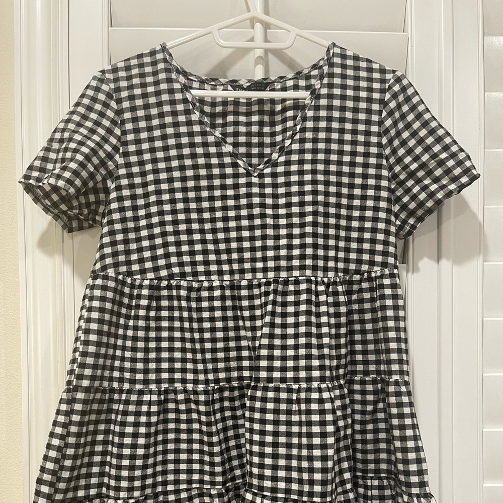 Dress! - Picture 2 of 3